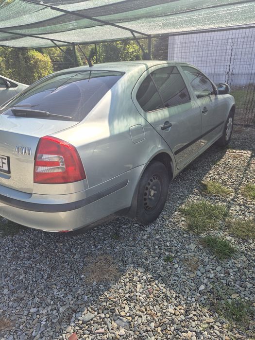 Vând Skoda Octavia