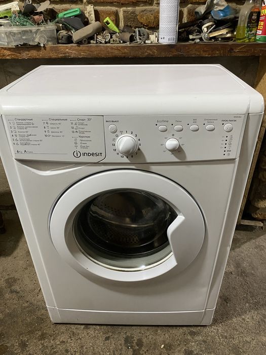 Стиральная машина INDESIT