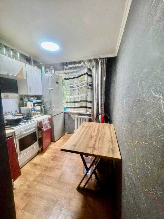 Продам 2 комнатную квартиру