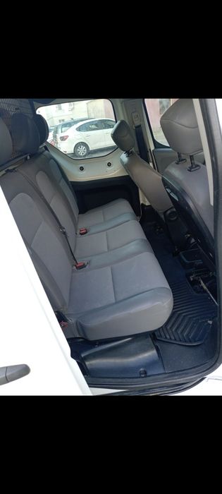 Peugeot partener