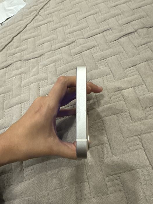 Продам iphone 12