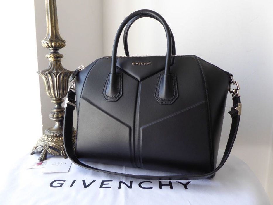 Черна кожена чанта Givenchy Antigona