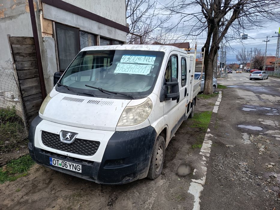 Vând autoutilitara Peugeot Boxer noe 2010