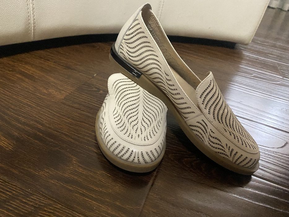 Лоферы из натуральной кожи