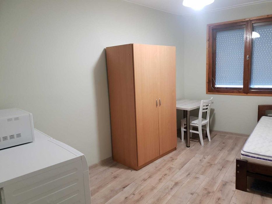 Дава се под наем Едностаен апартамент в Пловдив, Център - 30 кв.м за 153 € - Снимка #3