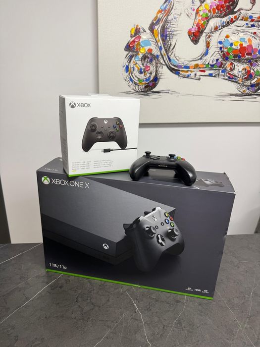 Consola XBOX ONE X - 3 manete incluse