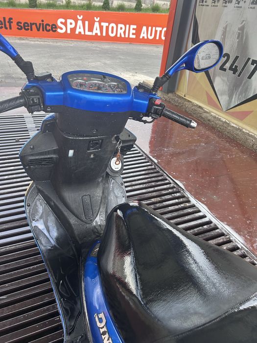 Vand scuter kymco 125cc perfect functional