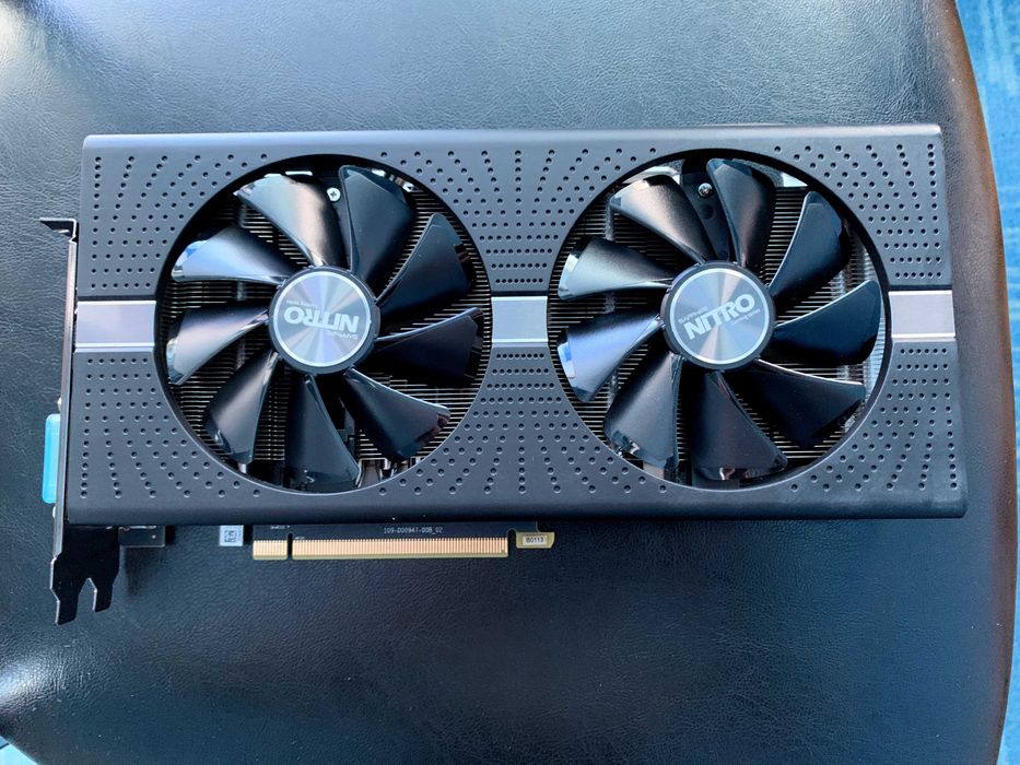 Vând Placă Video SAPPHIRE AMD Radeon RX 580 NITRO+