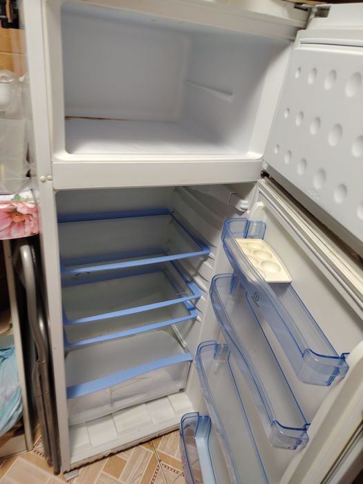 Combina frigorifică INDESIT