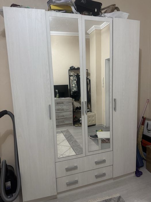 продам шкаф для одежды