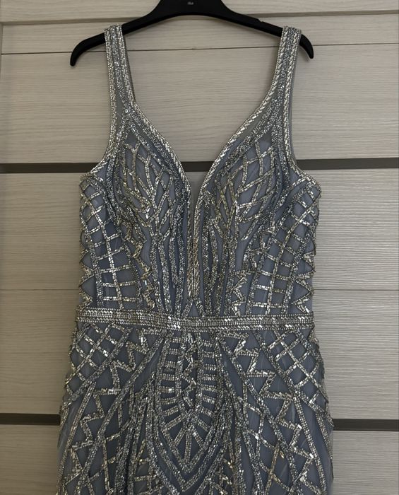 Продам выпускное платье