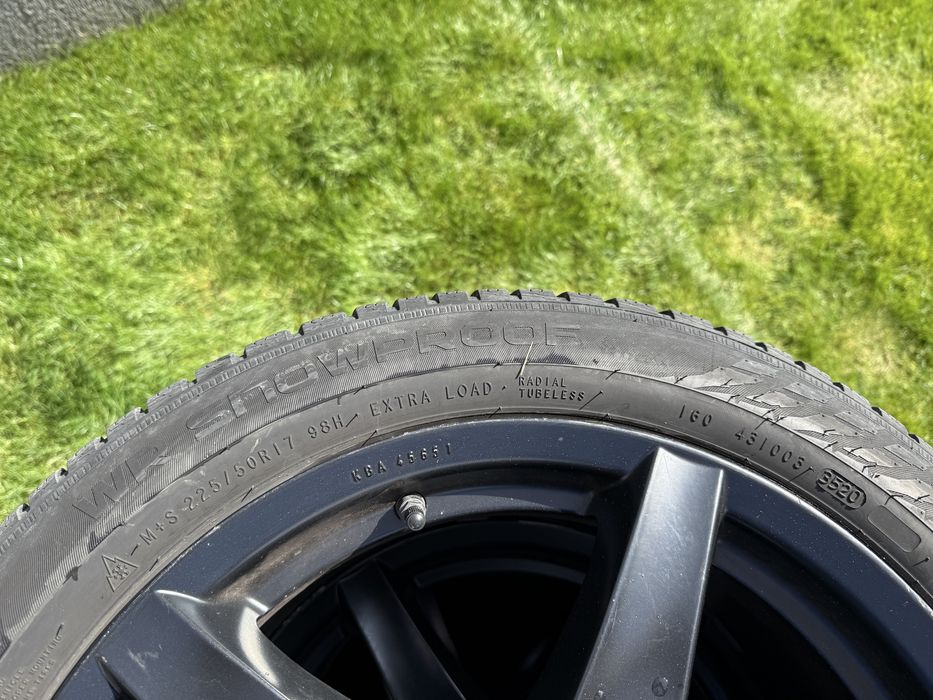 Roti de iarna 225/50/17 (BMW)