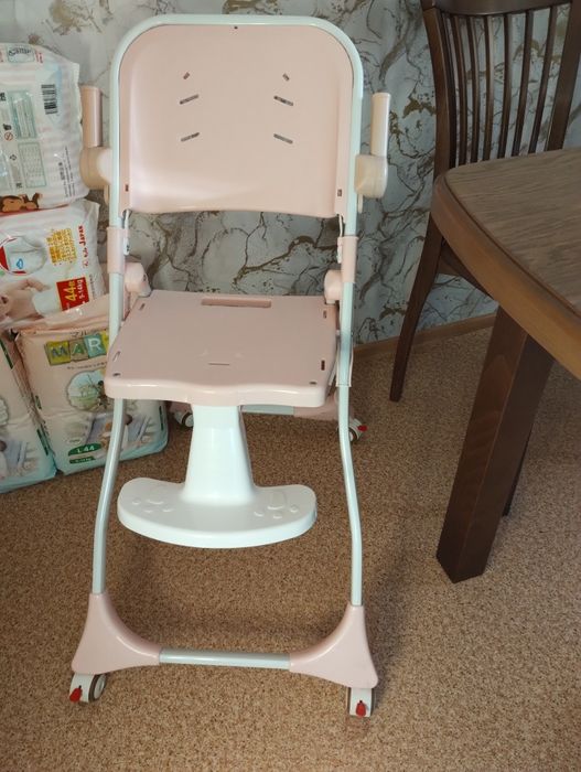 Столик для кормления