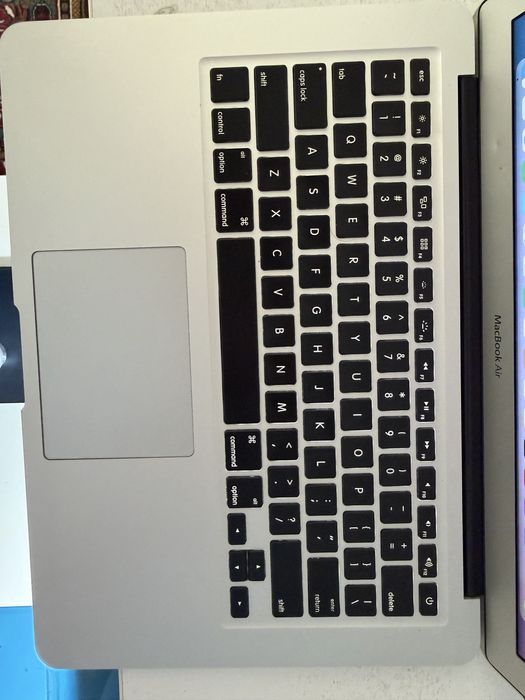Macbook air 2014/i5/4/128