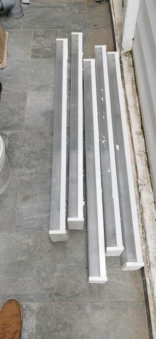 Aplica neon pentru tavan