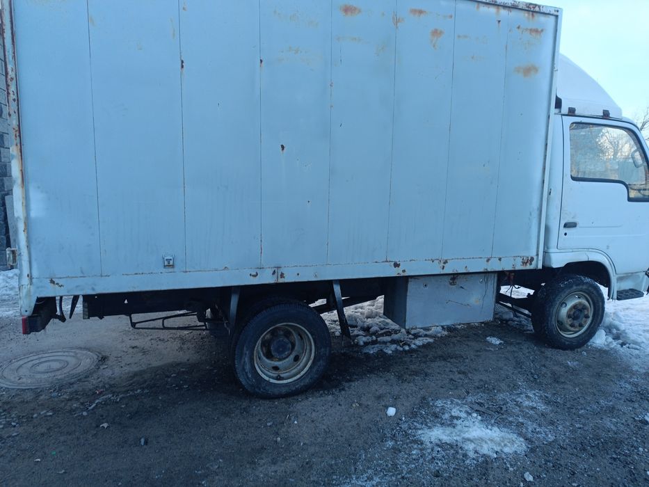 Продам грузовик Юджин 1020