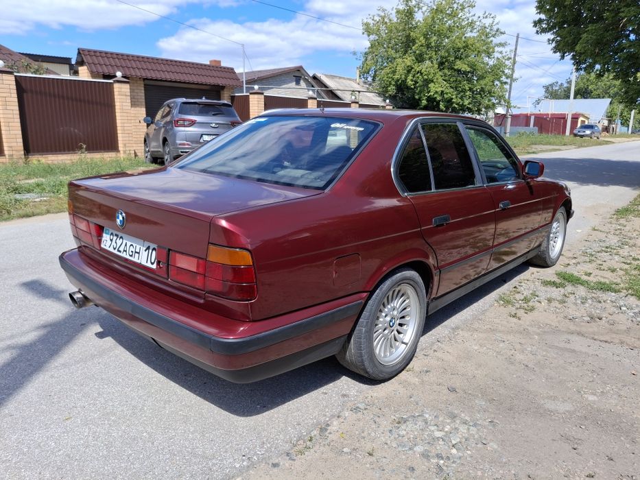 Продам бмв е34..