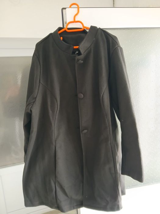 Palton nou  mărime mare