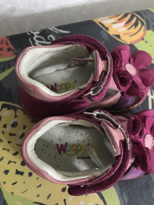 Продам ортопедические сандалии на девочку