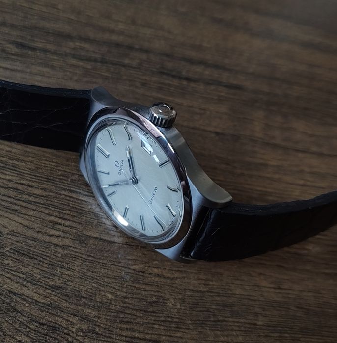 Ceas vintage, Omega Geneve Date