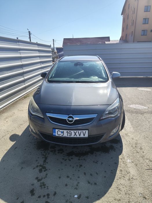 OPEL Astra 2012