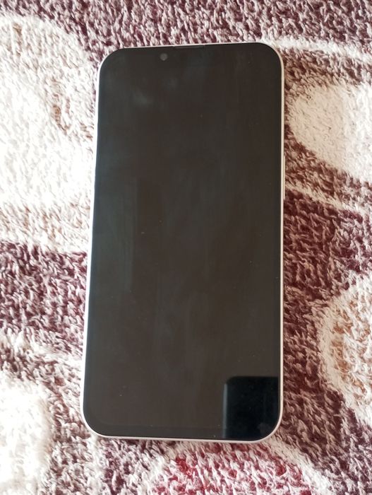 Продам айфон 13 белый