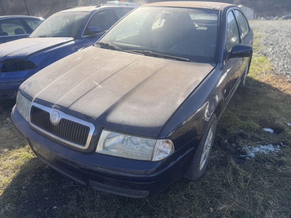 Dezmembram Skoda Octavia 1,2004