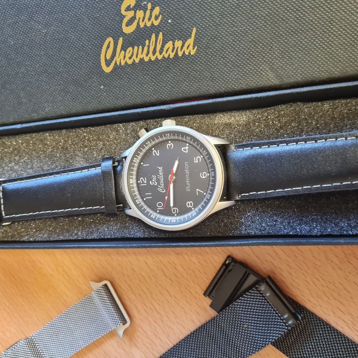 Ceas bărbătesc foarte frumos