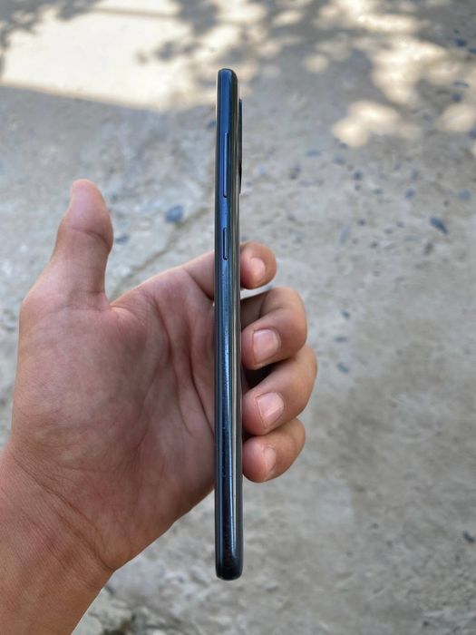 Telefon nomi : samsung a 51. Xotirasi 128/6 gb.