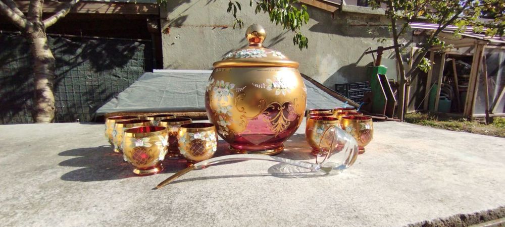 Чехословашки пунш от 24К злато (Czechoslovakian Bohemia Ruby Glass)