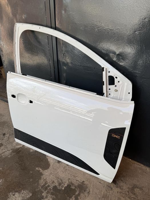 Предна врата за Дачия/Dacia , Jogger, Sandero