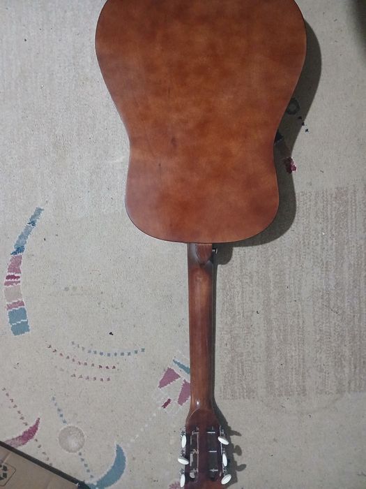 Chitara acustica