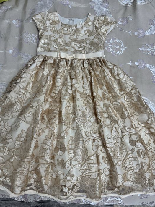 Платье золотистое для девочки 8/9 лет