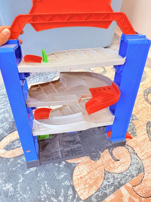 машинки, база авторалли Hot Wheels