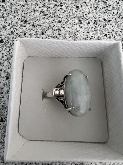 Сребърен пръстен с жадеит и планински кристал