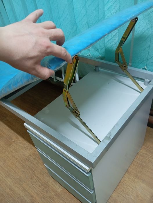 Кушетка  бу состояние отличное