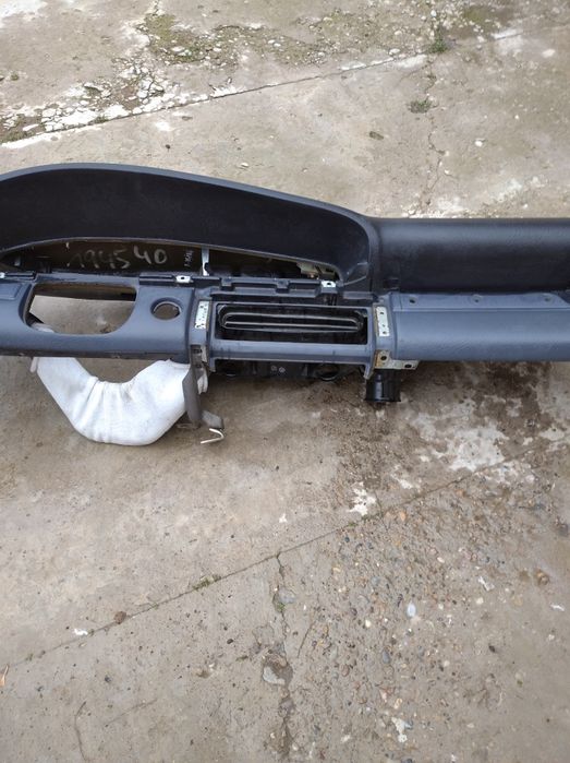 Панель        Ауди 100  С4