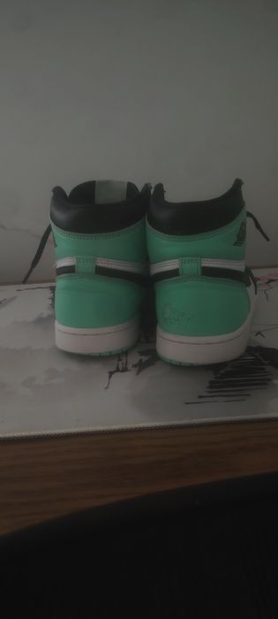 Jordan 1 High OG Green Glow