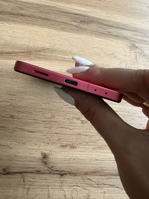 SAMSUNG GALAXY Z FLIP 7 256 GB с гаранция