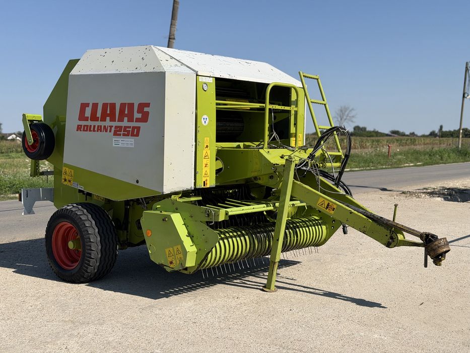 Presa/Balotiera Claas Rollant 250 cu Plasa In Stare Foarte Buna Import Germania