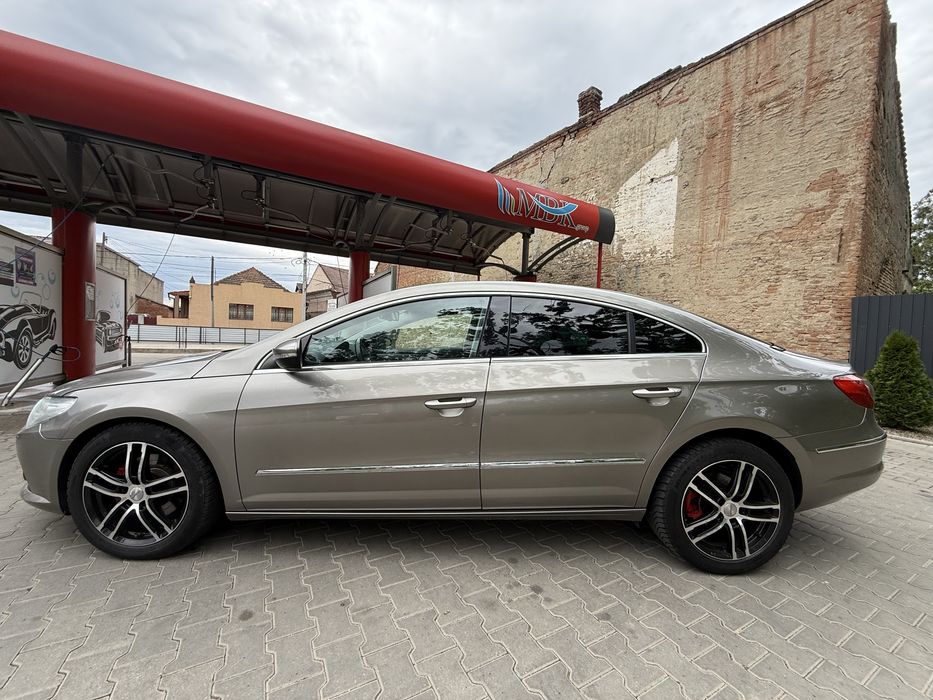 Volkswagen passat CC 2.0tdi 170cp dsg navi xenon senzori ! Nr valabil!