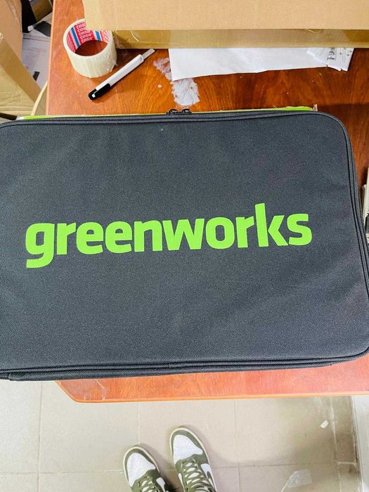 Mini ferăstrău cu lanț Greenworks 24V 10cm