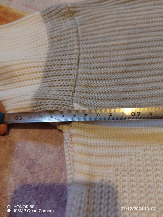 Пуловер размер М