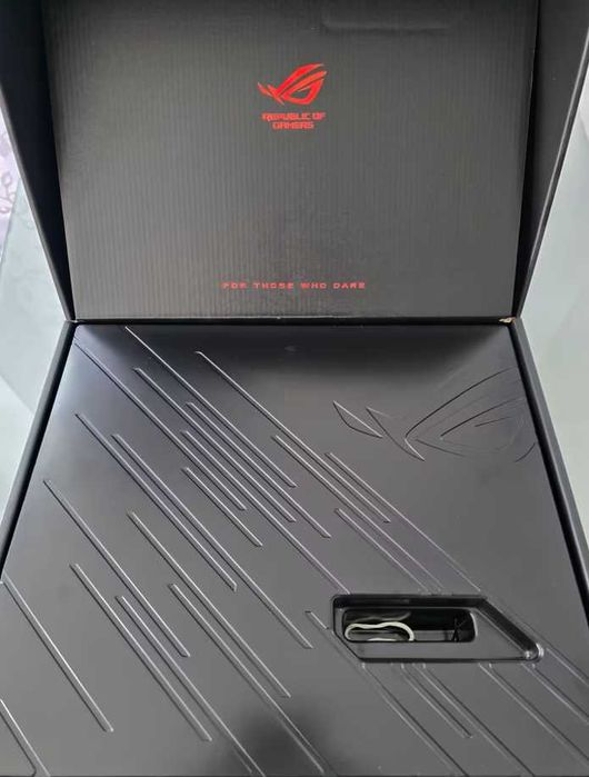 ASUS Z790 APEX дънна платка