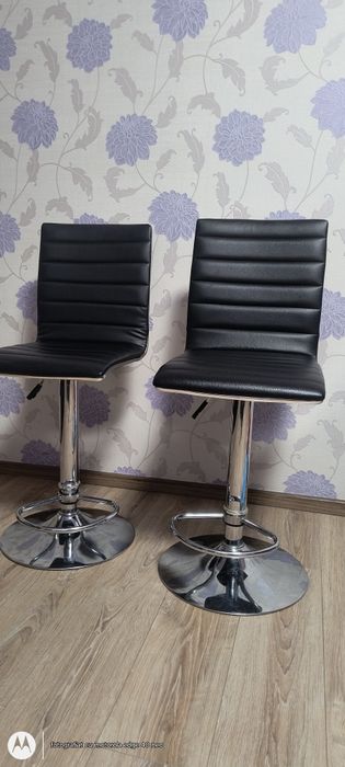 Scaune de bar din piele
