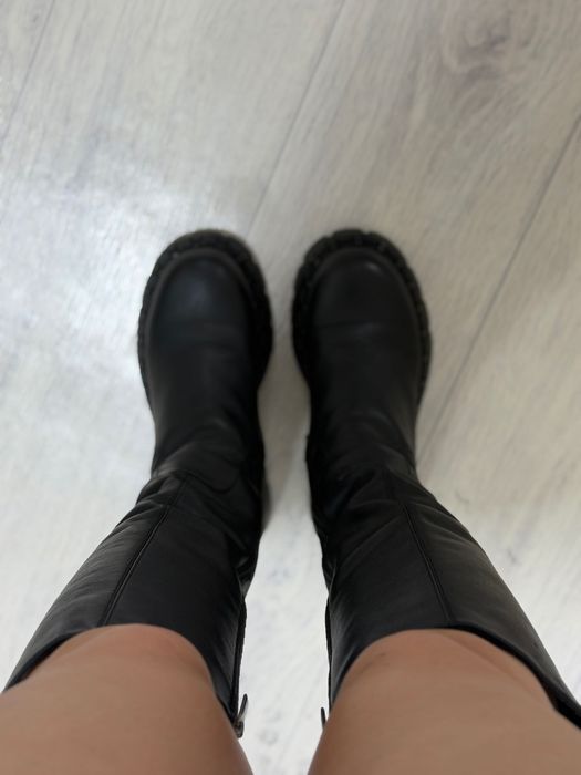 Продам женскую обувь