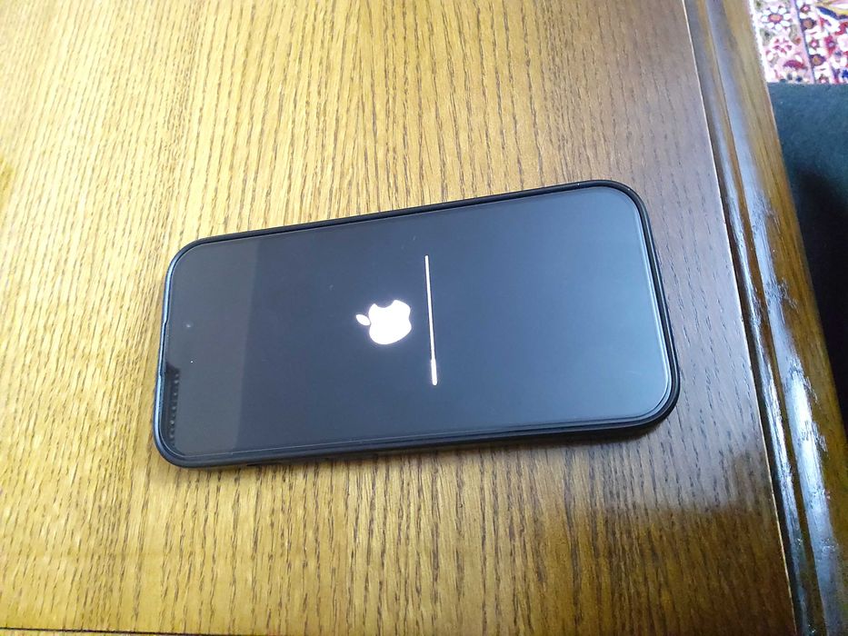 Айфон 15 128 гб АКБ  97 %