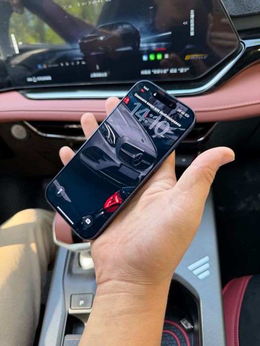 Продам iPhone 17 pro