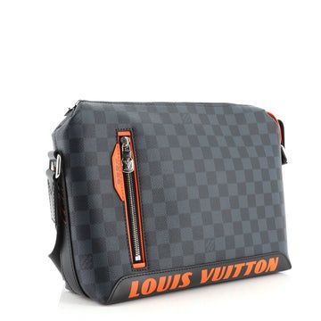 Louis Vuitton Limited Edition оригинална унисекс чанта