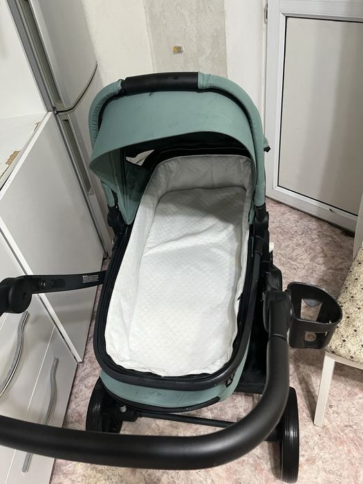 Продам коляску 3/1